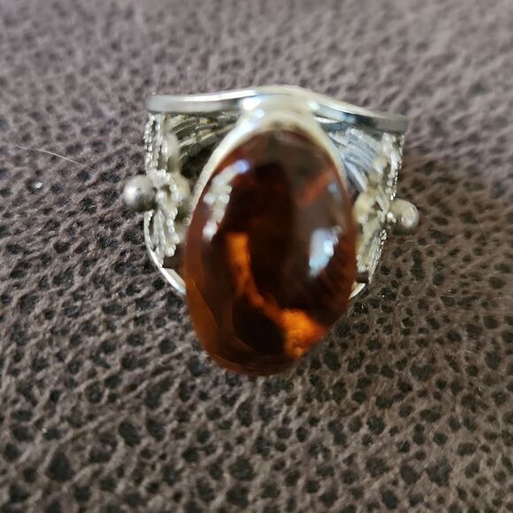 Baltic Amber silvertone ring size 6 1/2 from Lithuania - Picture 5 of 9
